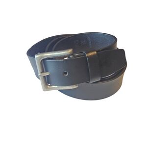 Stone Mountain Accessories Black Leather Belt with Silver Buckle